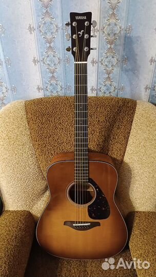 Акустическая гитара yamaha fg800