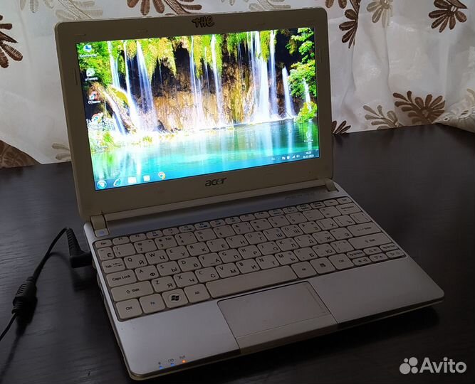 Ноутбук acer aspire one