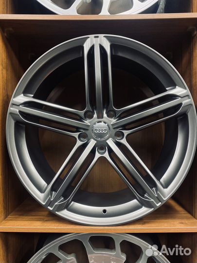 Диски R22 5x130 для Audi Q7
