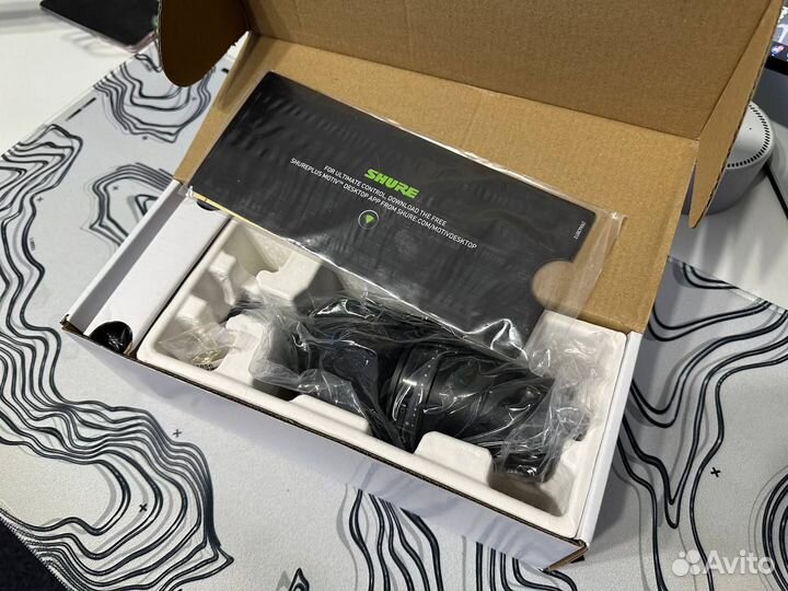 Микрофон Shure mv7