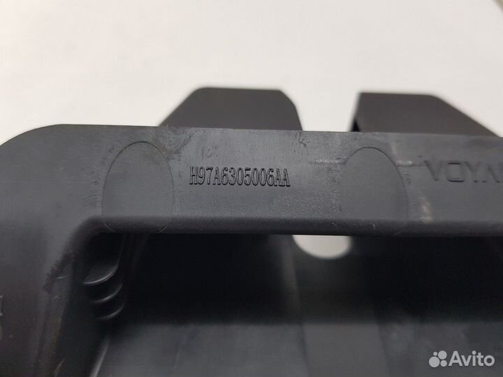 Накладка замка крышки багажника (Voyah Free)