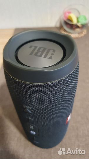 Колонка jbl charge 3
