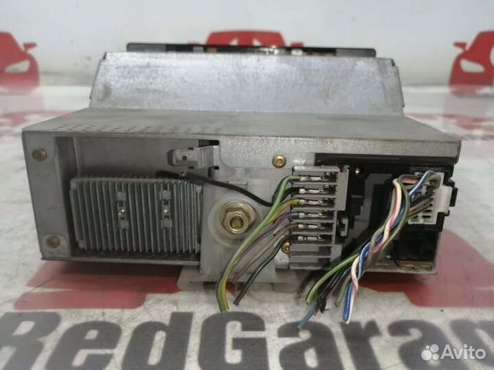 Автомагнитола Ford Explorer UN150 windsor V8 1996
