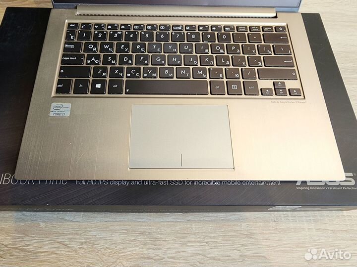 Ультрабук Asus UX31, core i7, полный комплект