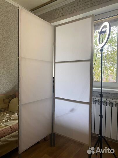Ширма перегородка в студию, салон, комната