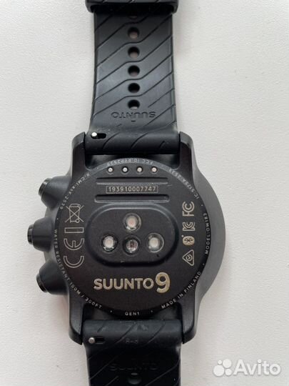 Часы Suunto 9