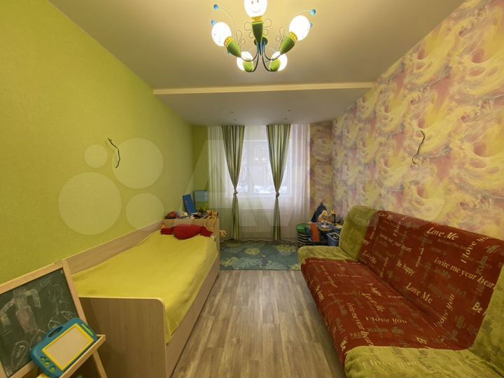 2-к. квартира, 63 м², 1/12 эт.