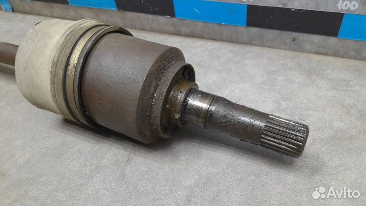 Привод передний левый Chevrolet Niva 1.7 2007