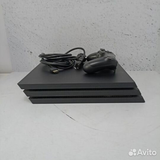 Игровая приставка Sony Play Station 4 Pro 1TB