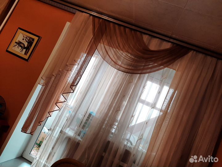 Лабрикены, шторы, 2 комплекта на два окна