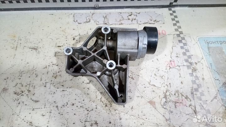 Кронштейн компрессора кондиционера VW Polo