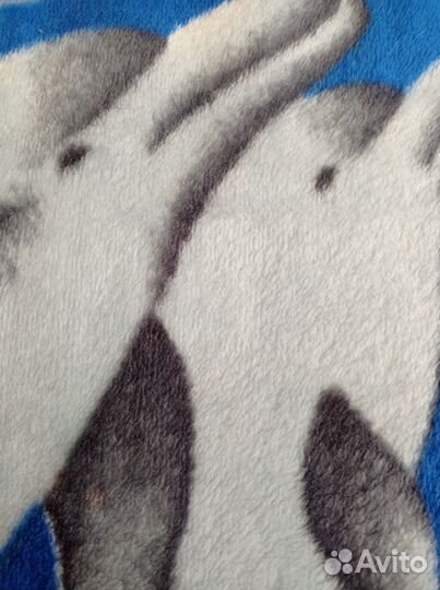 Пледы и покрывало бу