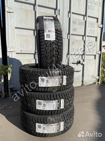 Kumho WinterCraft Ice Wi32 245/45 R19 102T