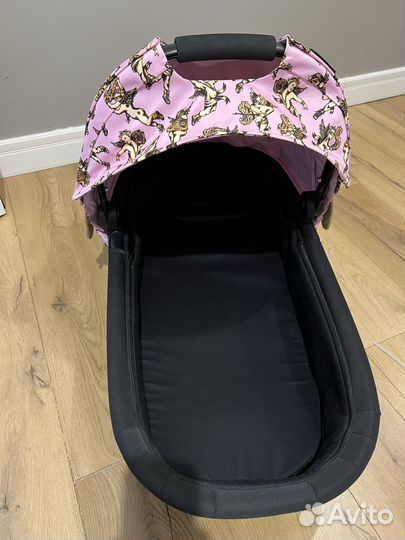 Автокресло cybex mios Cherubs by Jeremy Scott