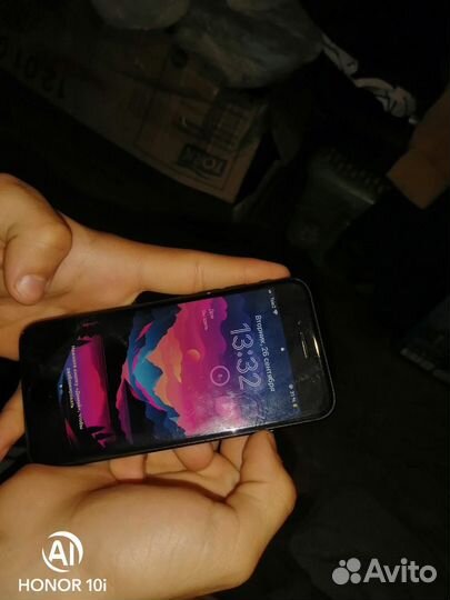 iPhone SE (2020), 64 ГБ