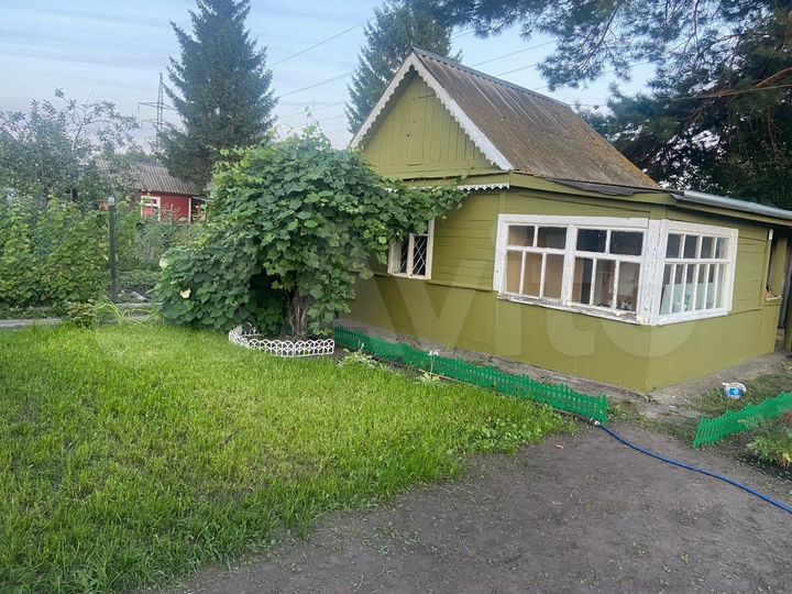 Дача 24 м² на участке 6 сот.