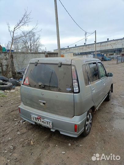 Nissan cube z10 разбор