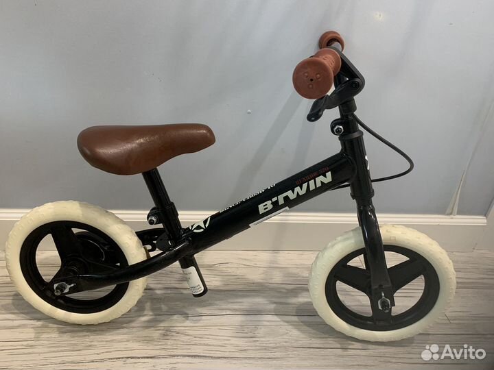 Беговел Btwin декатлон