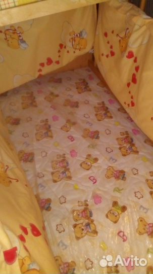 Детская кроватка