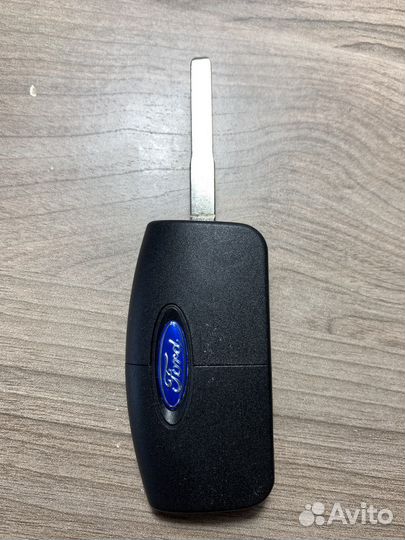 Выкидной ключ Форд Фокус 2 (с привязкой )