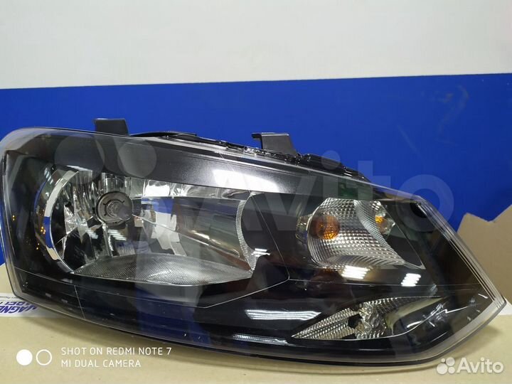 Фара Фольксваген поло седан с 2010