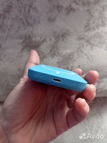 Apple Magsafe battery pack 5000 mAh