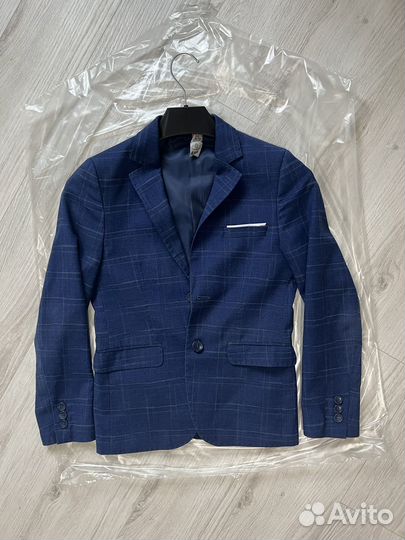 Школьный костюм