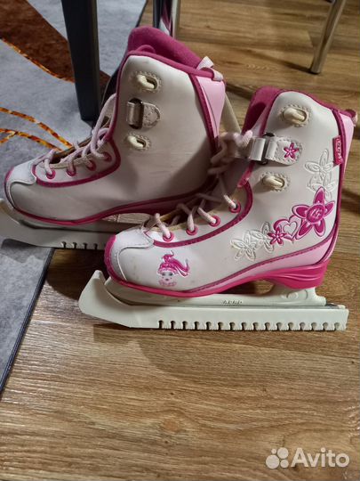 Коньки детские CCM 33 размер