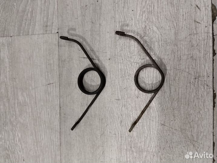 Пружина заднего суппорт passat B5/audi A4 B5