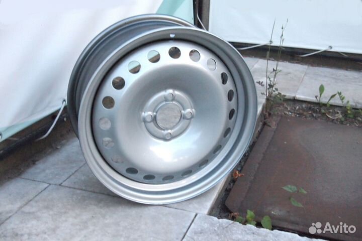 Диски r16 vesta largus