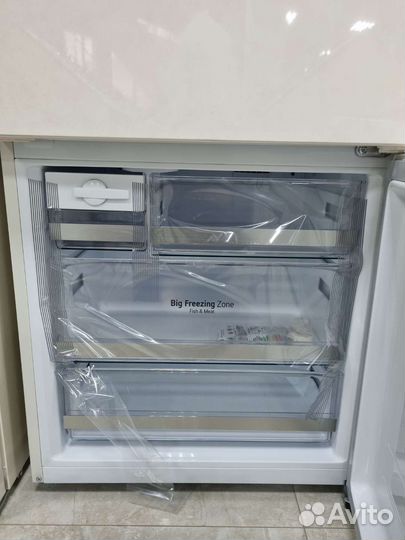 Холодильник новый LG 569pecm