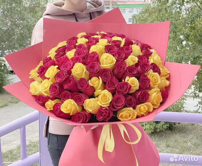 Букет из красных роз 51