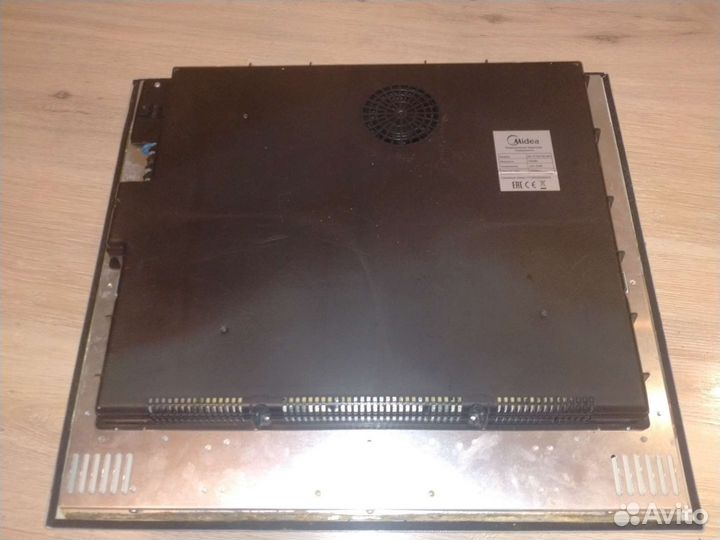 Индукционная варочная поверхность