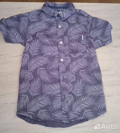 Шорты и рубашка