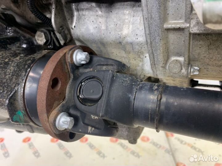 Карданный вал Bmw X3 E83 N47D20A 2008