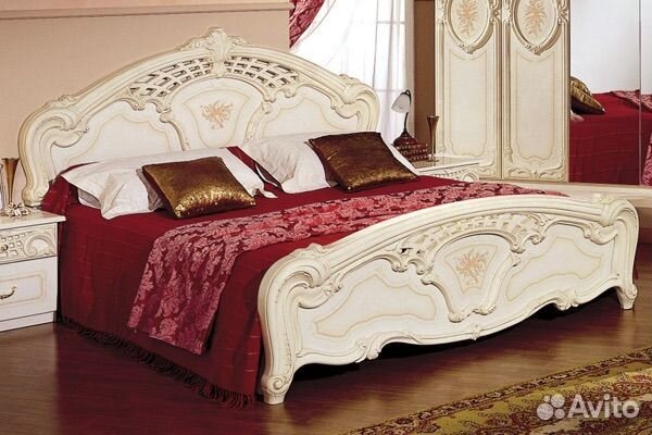 Спальный гарнитур