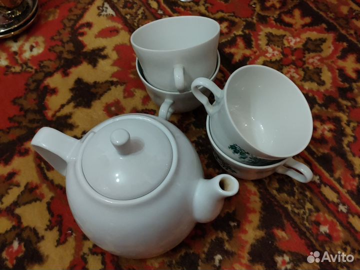 Сервиз чайный, чайник заварочный