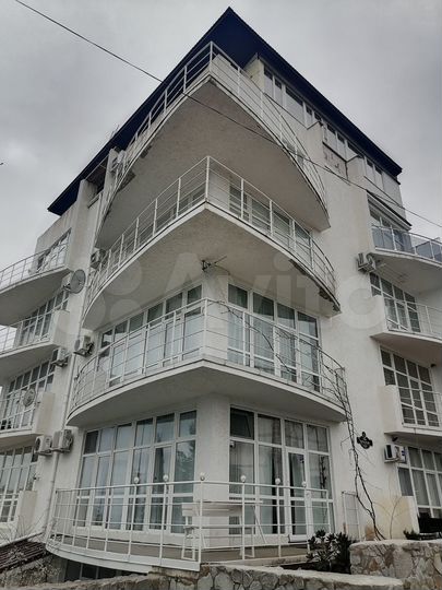 3-к. квартира, 130 м², 5/5 эт.