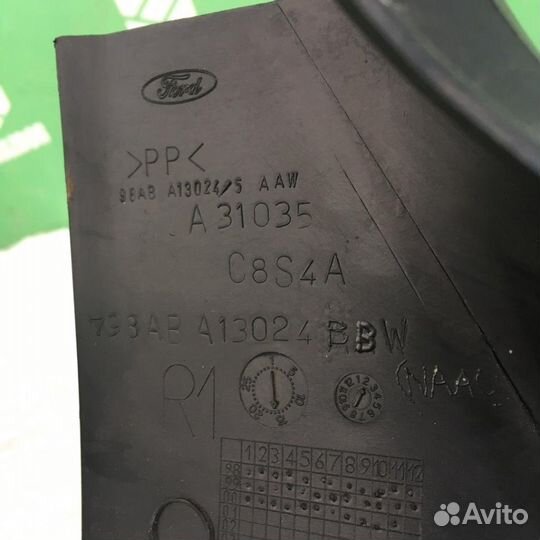 Обшивка багажника Форд Фокус 1