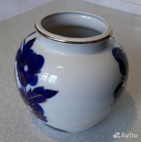 Ваза «Синие Цветы», фарфор, позолота, СССР, 1955 г