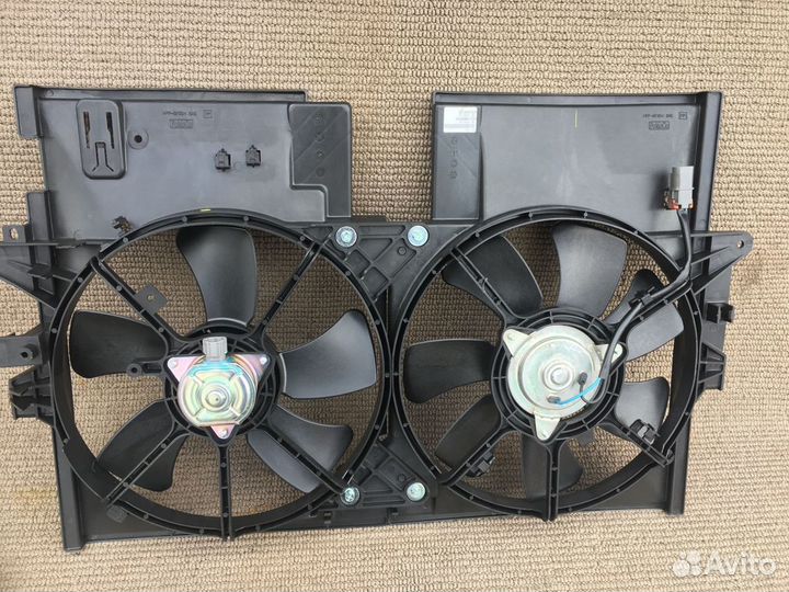Вентилятор охлаждения Ford Escape 2008-2011
