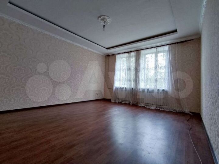 2-к. квартира, 58,5 м², 1/2 эт.