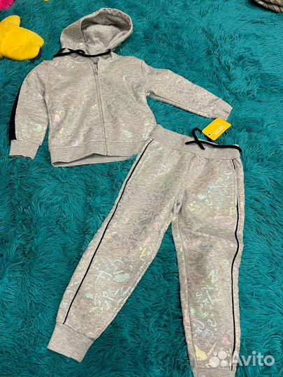 Костюм на девочку 98 104