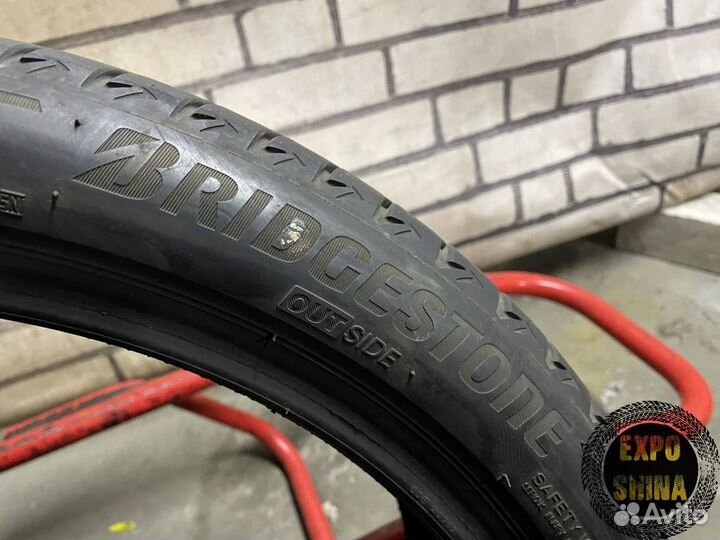 Bridgestone Alenza 001 245/40 R21