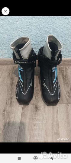 Лыжные ботинки коньковые