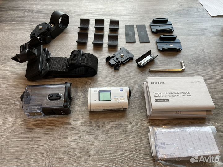 Экшн-камера sony HDR-AS200V + карта памяти 32GB