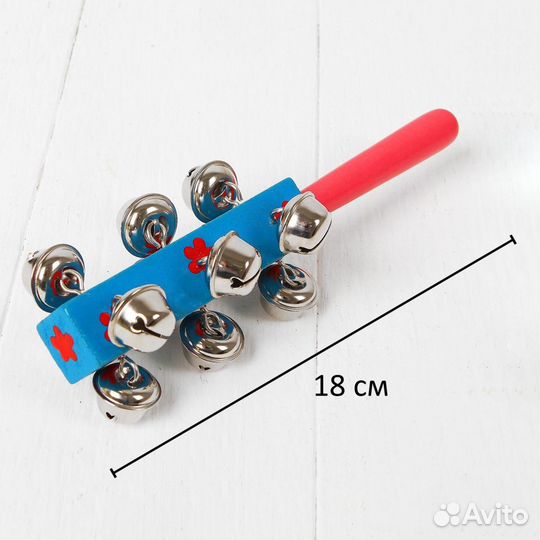 Погремушка с колокольчиками и ручкой