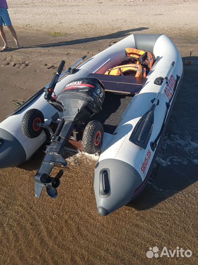 Надувная лодка с мотором и всеми акссесуарами