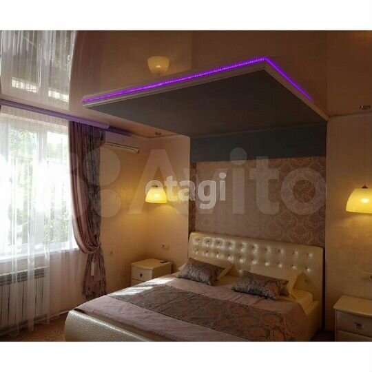 Дом 325 м² на участке 4,4 сот.