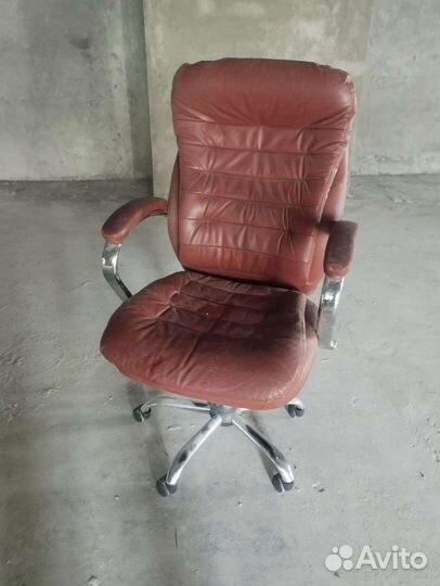 Кожаное кресло chairman 795